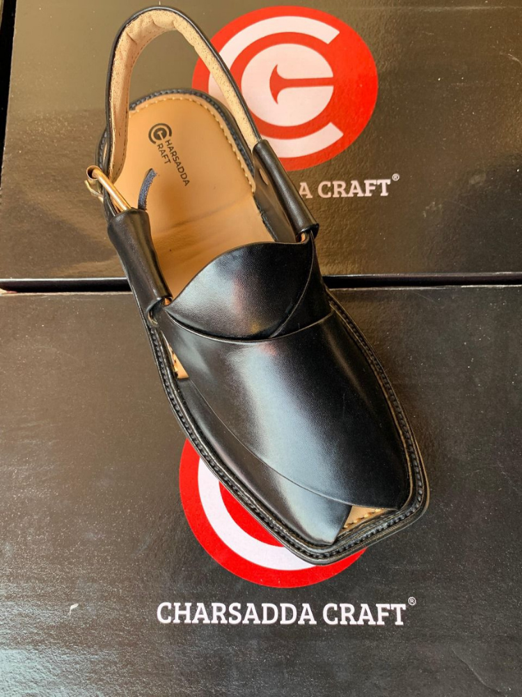 Black smart zalmi handmade chappal